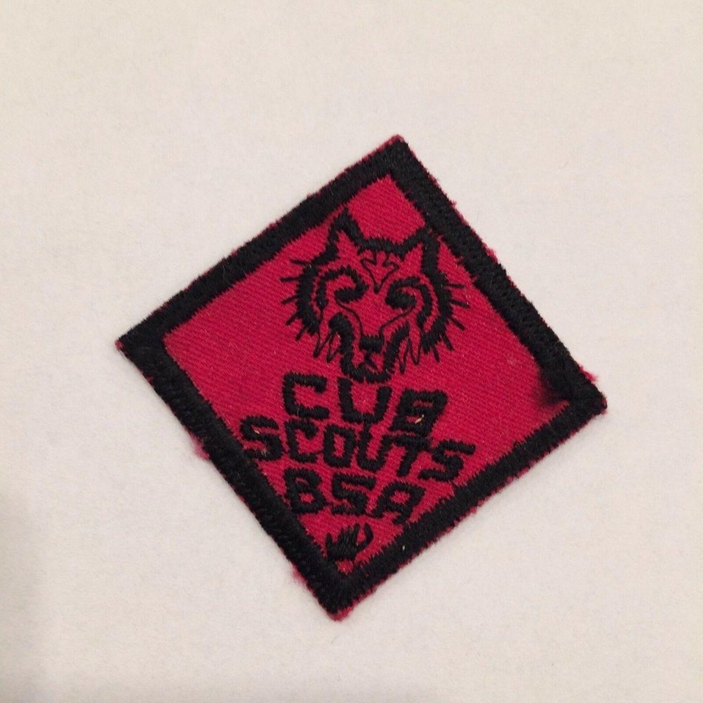 VINTAGE PATCH CUB SCOUTS BSA